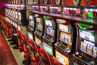 rusa33 slot mobile interface showing Monopoly Live betting options and live wheel
